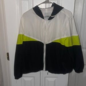 Angel Kiss Cropped windbreaker size Large